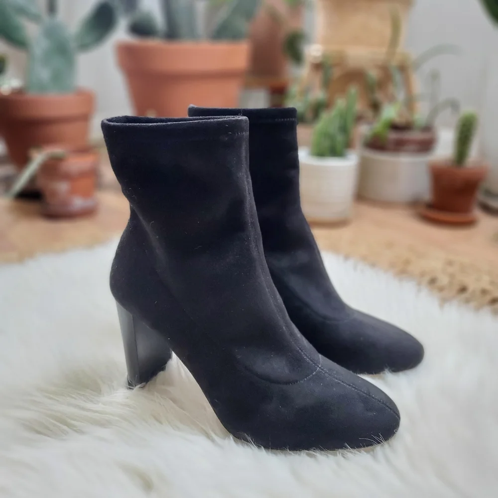 Michael Kors Sock Boots - Picture 1 of 7